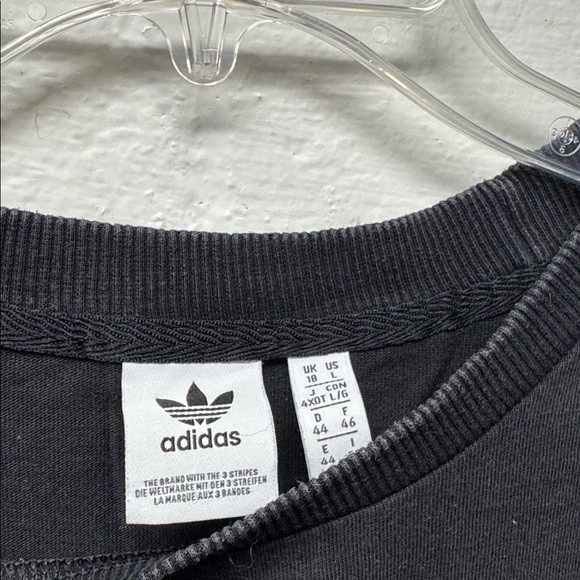 Adidas Black T-Shirt - Picture 2 of 2